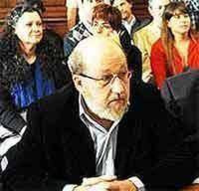 Epszteyn: El PRO pretendi� acortar los tiempos de investigaci�n