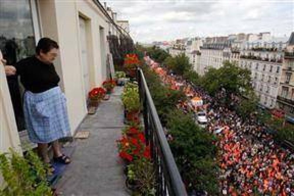 Sarkozy enfrent� su mayor protesta