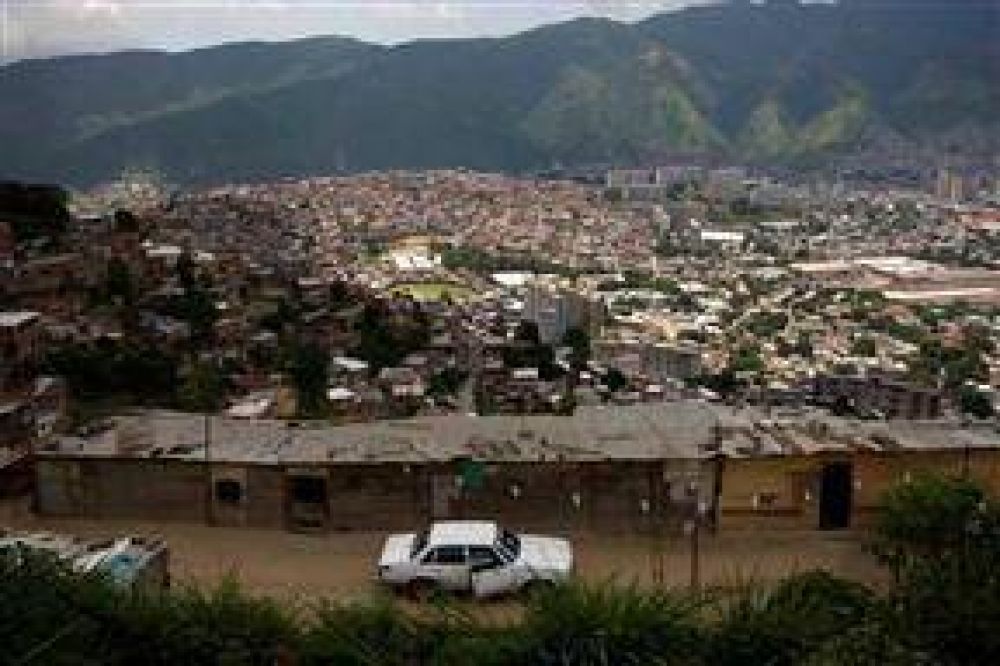 La inseguridad y la inflaci�n socavan la imagen de Ch�vez