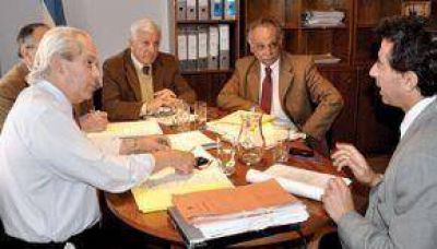 Quieren que la Auditor�a controle al municipio capitalino