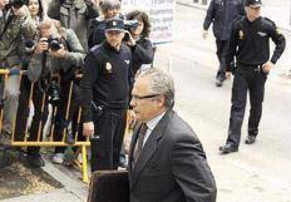 El Supremo apoya juzgar a Garz�n