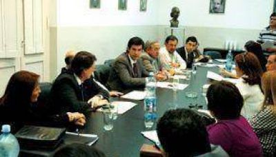 La junta electoral del PJ observ� a varias de las 114 listas para las internas