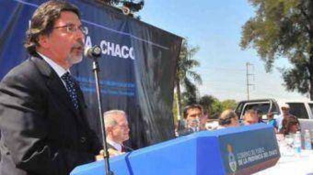 Sileoni visit� escuelas en construcci�n en Fontana
