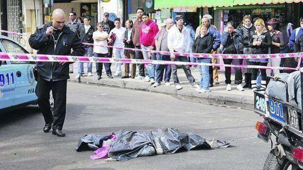 Otras dos personas muertas, atropelladas por colectivos