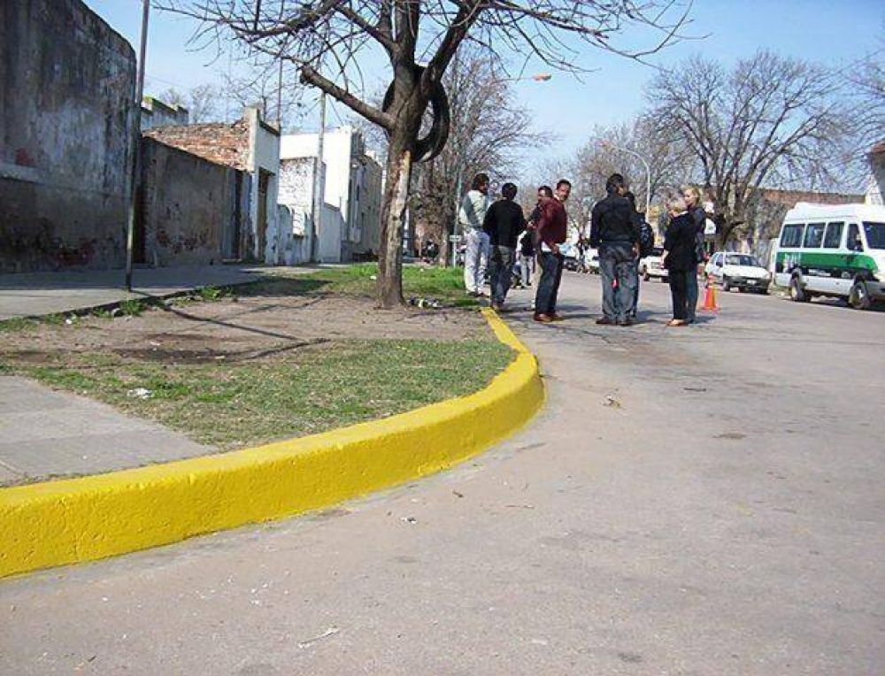RESTRIGEN ESTACIONAMIENTO PARA MEJORAR VISIBILIDAD