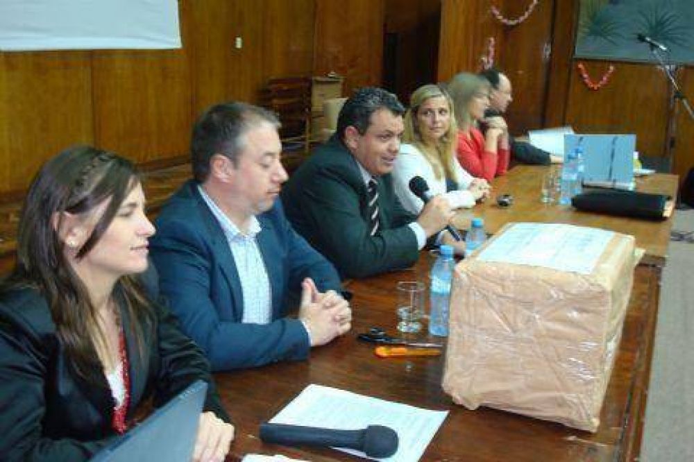 Infraestructura licit� 97 viviendas para empleados del Ministerio en la Plata