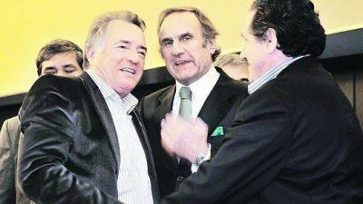 Reutemann se mantuvo al margen