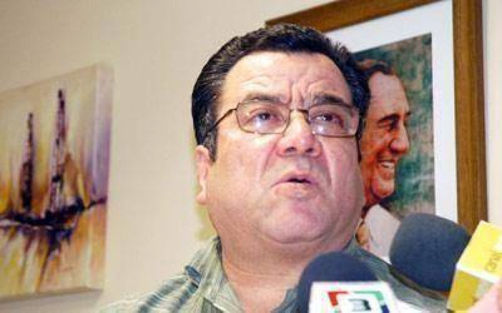 Abrir�n una mesa de di�logo para solucionar el conflicto de los petroleros