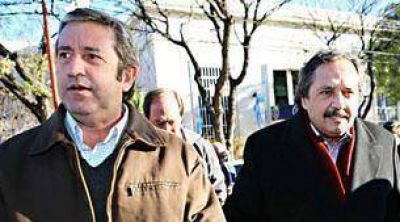 Cobos quiere tener una "charla de amigos" con Alfons�n