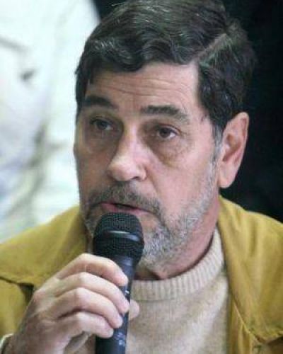 El ex secretario de Obras P�blicas dice tambi�n que el electroducto no produce da�o ambiental