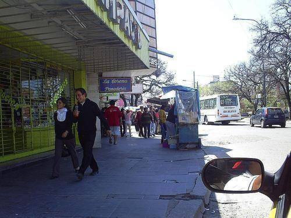 Puesteros esperan oferta de la Municipalidad