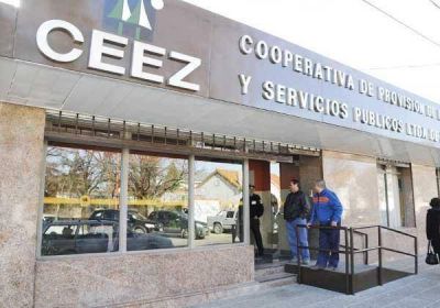 Aprobar�an el contrato de la CEEZ