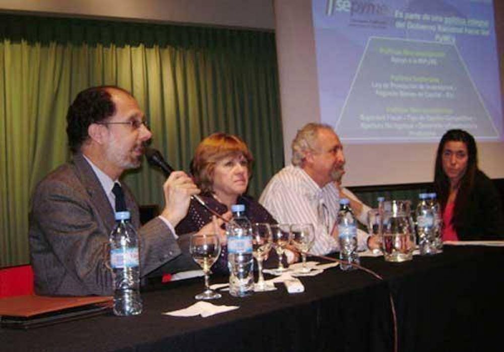 Debaten pol�ticas para Pymes de la regi�n de Los Lagos