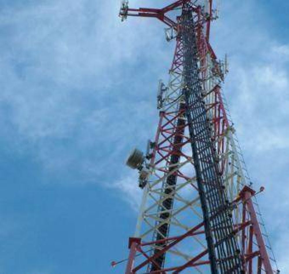 En Jun�n todav�a no se legisl� sobre las antenas de telefon�a celular 