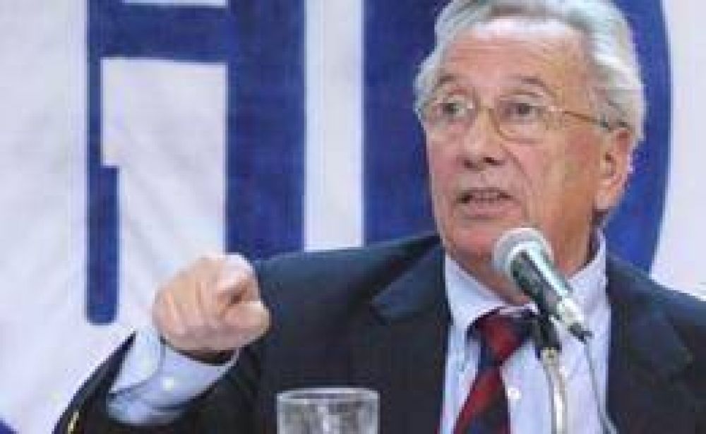 Recalde relativiz� bloqueo de Moyano a Siderar: "Es un baile de mu�ecas"