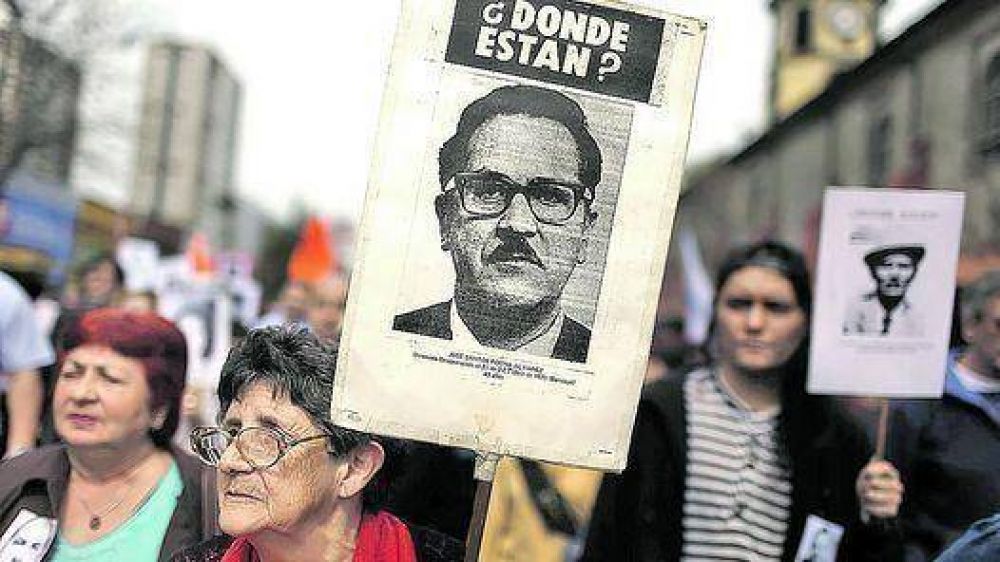  Chile: marchas y pol�mica en el aniversario del golpe de Pinochet