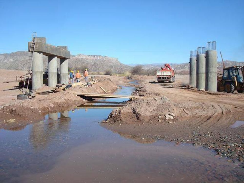 Un recorrido r�pido por la mega obra: La ruta 150 como nadie la mostr� 