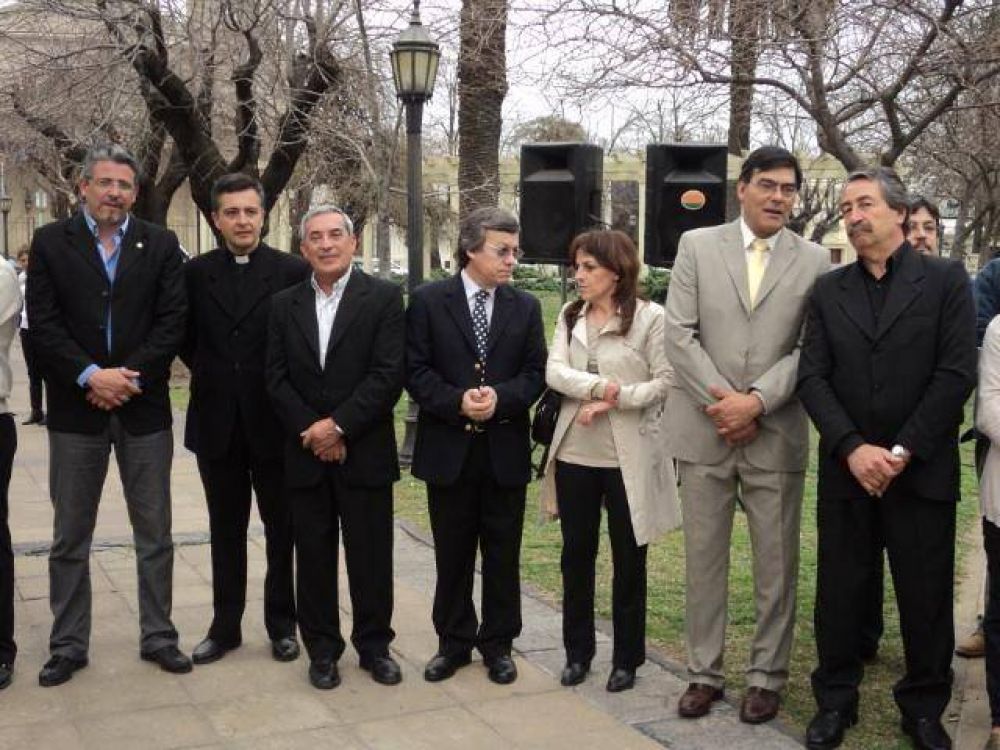 ACTOS POR EL DIA DEL MAESTRO
