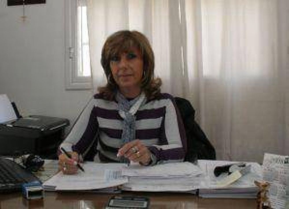 Seg�n Graciela L�pez: UDAP habla de Ley de Educaci�n provincial antes que de estatuto 