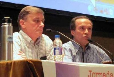 El socialismo se re�ne con la unidad popular de V�ctor de Gennaro