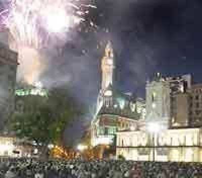 115000 personas disfrutaron del Concierto de Campanas en el casco hist�rico