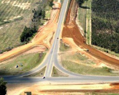 Aseguran que la autov�a est� concluida en el 75 por ciento