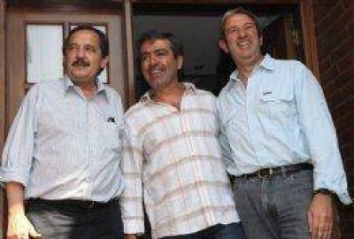 Alfons�n y Cobos lanzan a Cano a la gobernaci�n