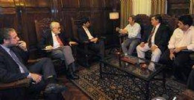 "Un solo partido no va a resolver los grandes problemas de la Argentina"