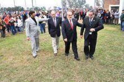 Colombi a los K: "Est�n frenando inversiones por $150 millones"
