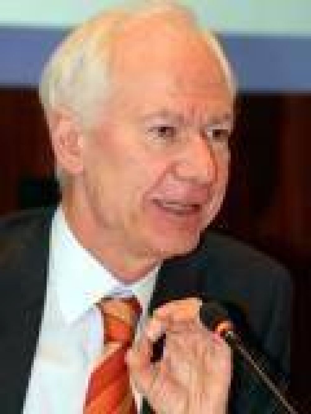 Acuerdan bancos centrales de 27 pa�ses endurecer normas de solvencia financiera