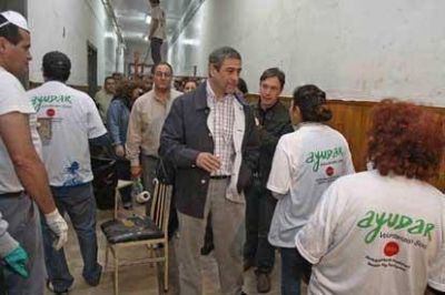 Jornada Solidaria en la Escuela N� 10 de Avellaneda