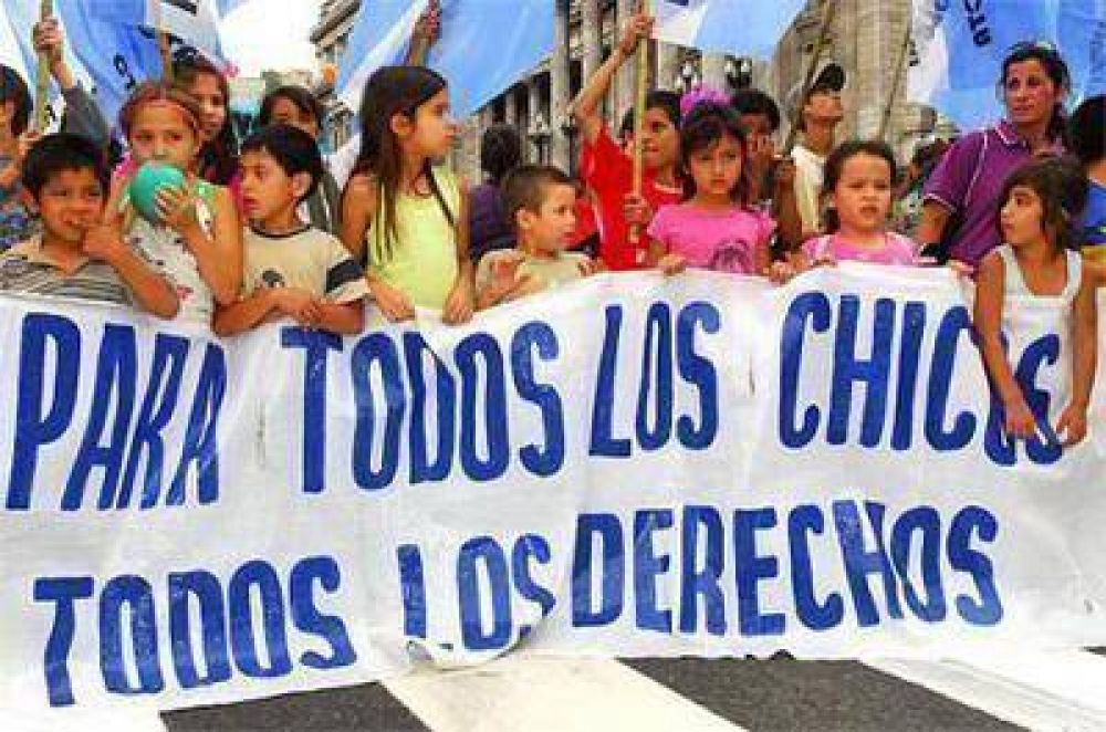 Asignaci�n Universal por Hijo: Una medida revolucionaria, que s�lo en Rojas beneficia a dos mil personas