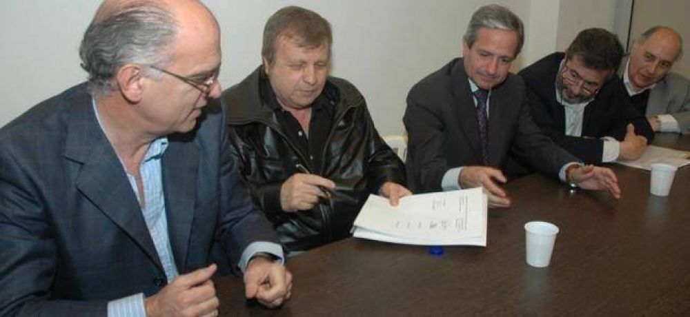 Ahora, los municipales le piden a Macri que abra paritarias