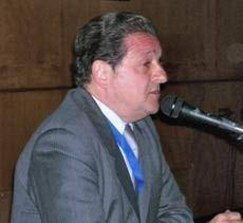 Bibiloni firm� convenio de monitoreo ambiental en Villa Mar�a