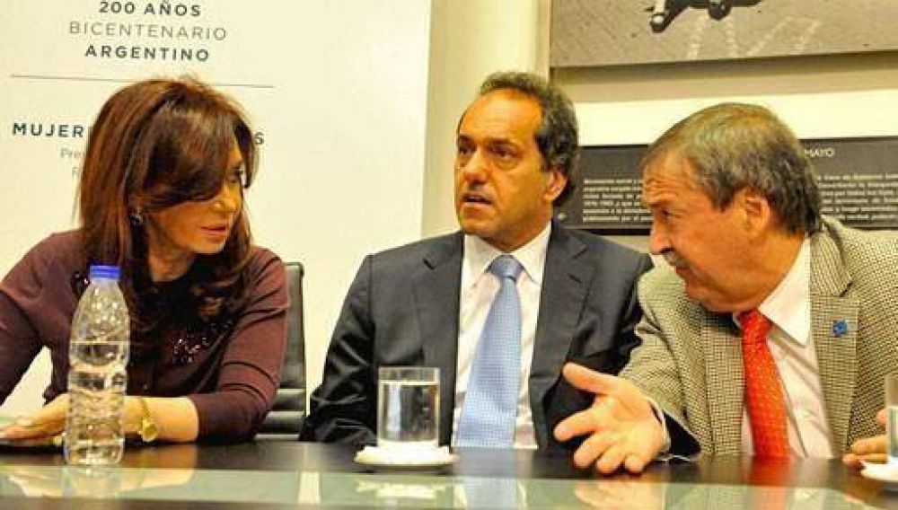 Cristina anunci� nuevo esquema de feriados (con Schiaretti y Scioli)