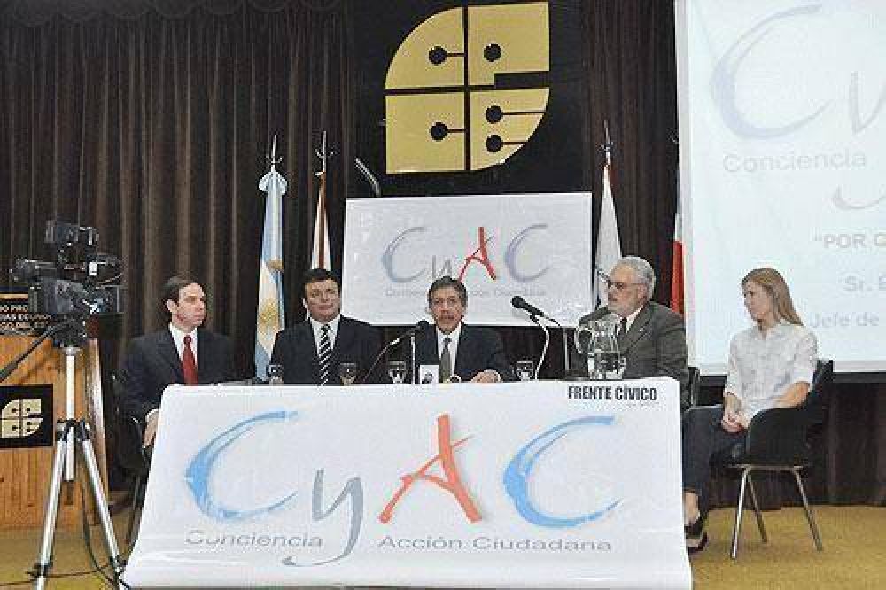 Ofrecieron una charla sobre la actualidad pol�tica de la provincia