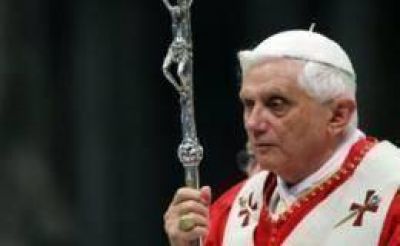 Benedicto XVI "muy dolorido" por esc�ndalos de pedofilia en B�lgica