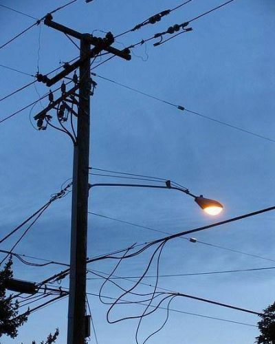 Encarados por la CELP Comenzaron los trabajos para detectar el robo de electricidad