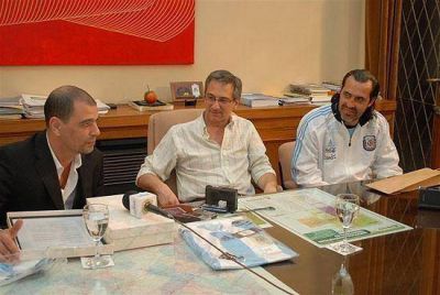 Eseverri se dio un gusto reservado para presidentes: reuni� en el despacho a Sergio Hern�ndez con Sergio Batista 