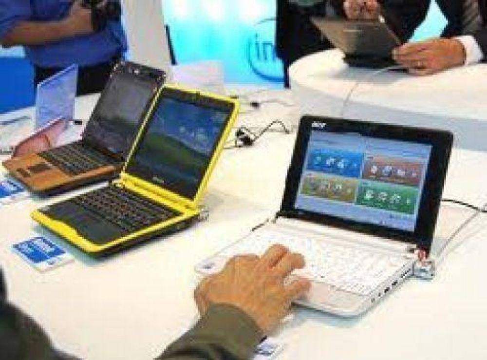 Anuncian la fabricaci�n de casi 1 mill�n de notebooks al a�o en Tierra del Fuego