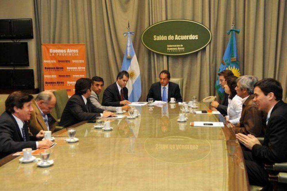 El Intendente concret� nuevas inversiones para espacios p�blicos