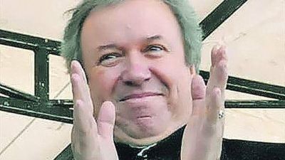  La Corte denunci� al gobernador de Santa Cruz, que ahora la desaf�a