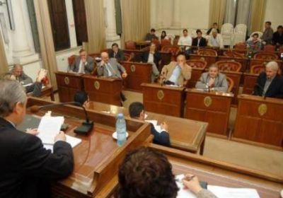Fracas� la sesi�n del Senado para tratar la Ley de Hidrocarburos