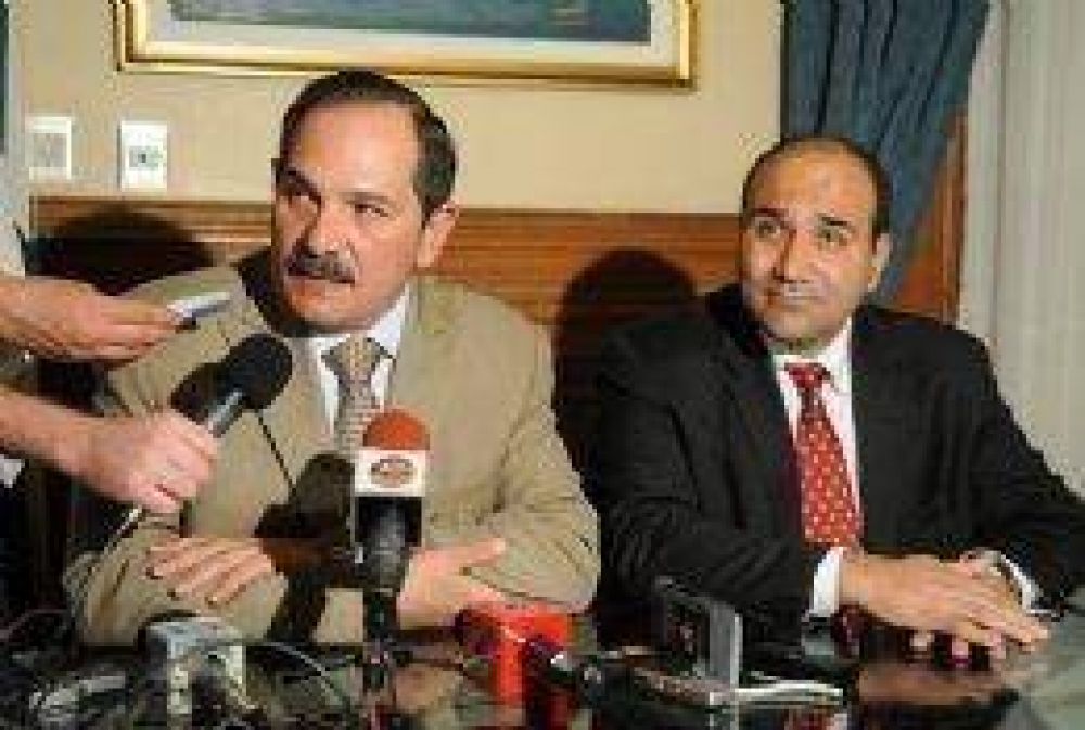 "Para suerte de Tucum�n habr� muchos candidatos en 2011"