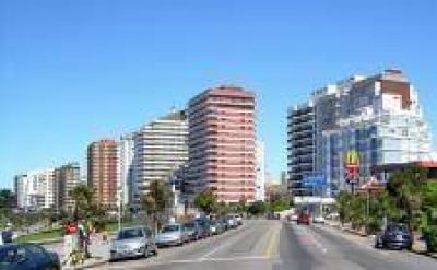 Piden instalar ba�os qu�micos en paseo costanero