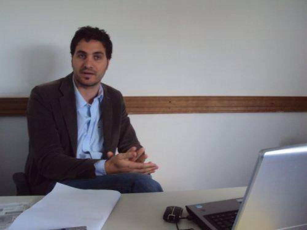 Entrevista exclusiva Para Cafiero �buscan enfrentar al Estado con los usuarios de Fibertel�