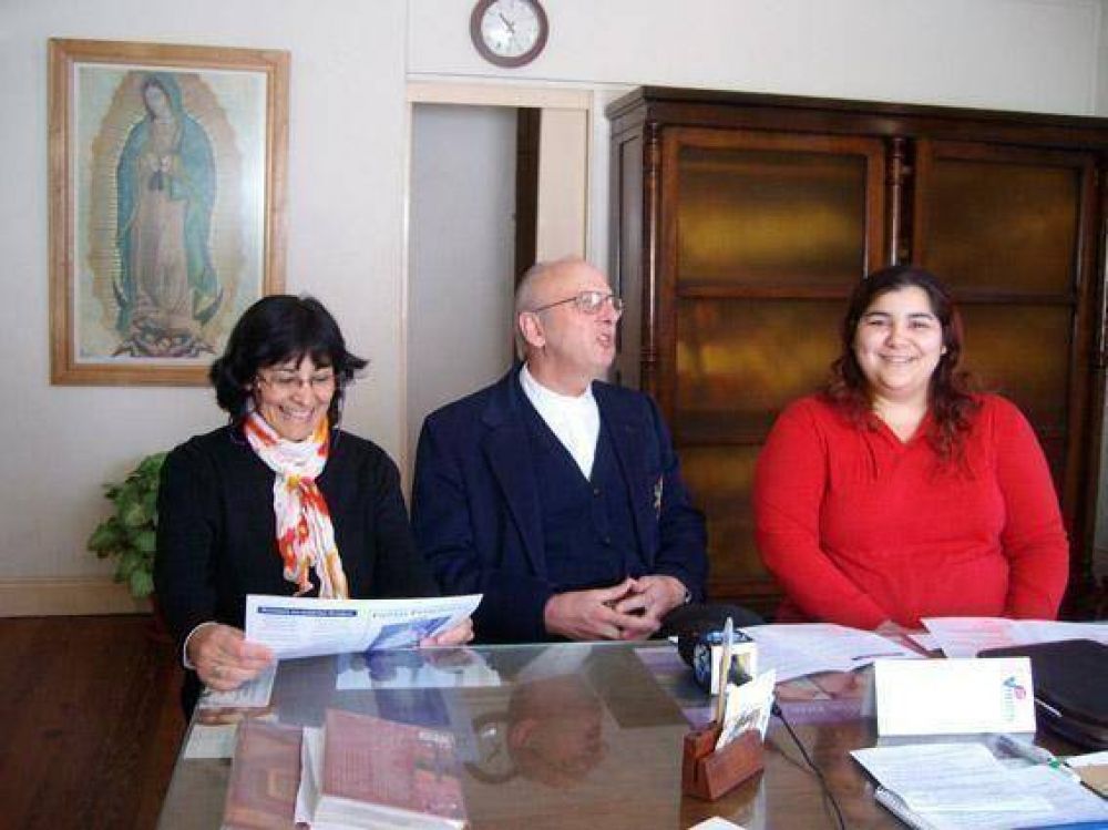 Comienza la Novena por la Patrona de Col�n
