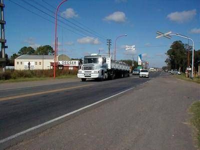 Ruta 188: Reclamos por falta de iluminaci�n en la rotonda con la 31, y por las obras viales comprometidas