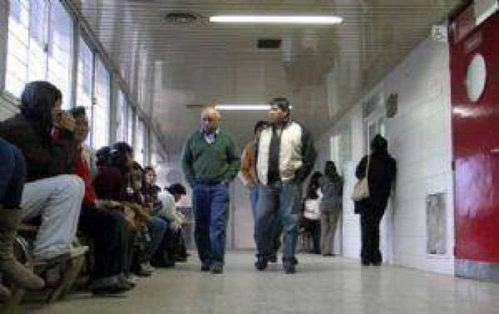 Nueva crisis de la salud enfrenta a todos contra todos