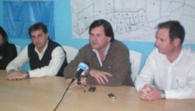Spinozzi: "El federalismo no es repartir plata de acuerdo al antojo de un dirigente"
